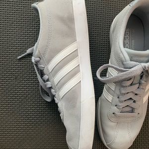 Adidas Ortholite Float Women's Size 7 Gray/White Suede Worn twice.